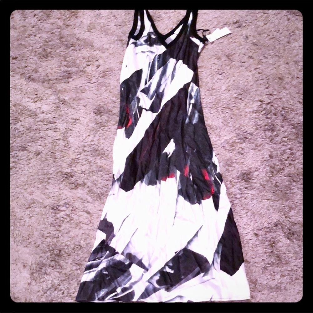 DKNY NWT Elegant Dlb V-neck Dress*Silky*Back Slit